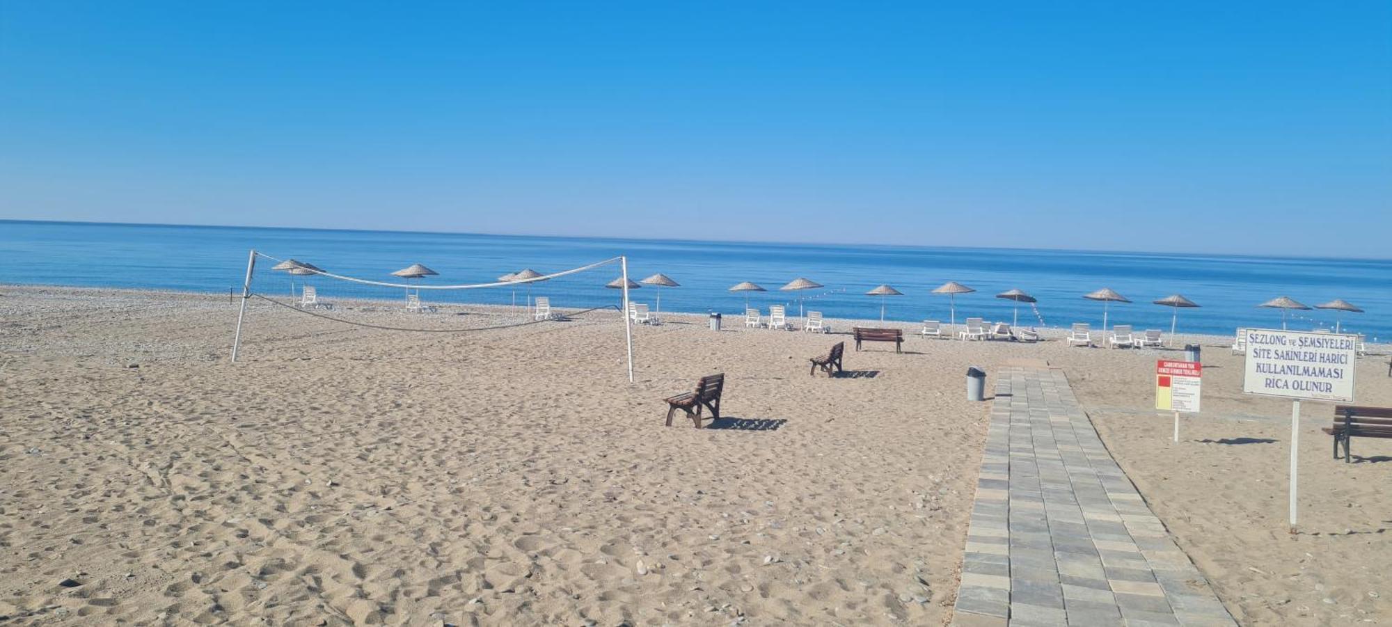 Triblex Villa I Private Beach I Walking Distance To The Sea 300 Meters Side Luaran gambar