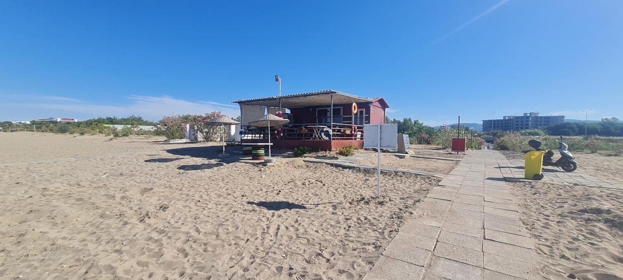 Triblex Villa I Private Beach I Walking Distance To The Sea 300 Meters Side Luaran gambar